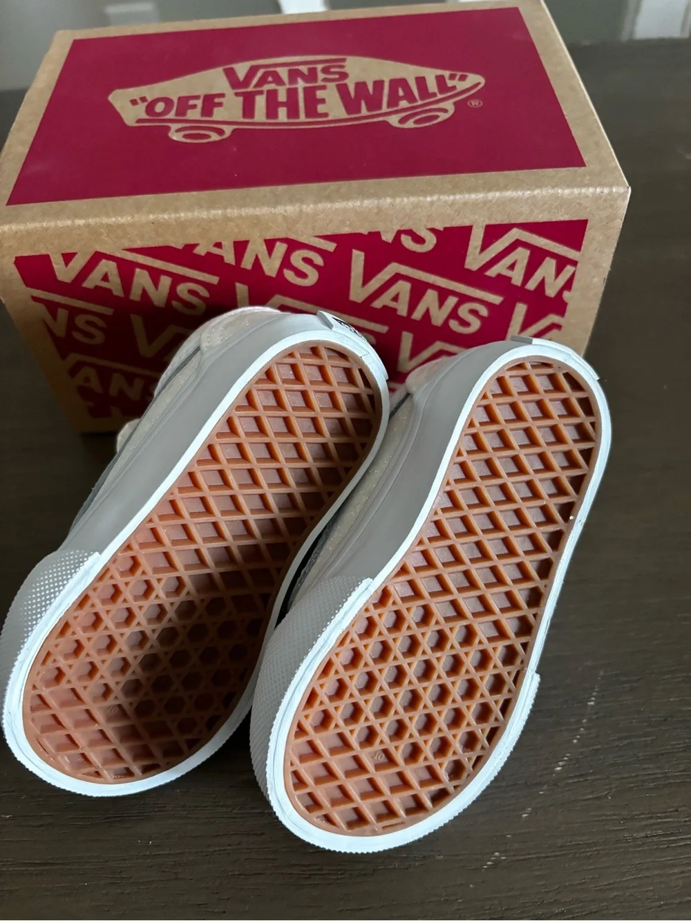 Vans Kids Glitter White Old Skool V Velcro Sneakers